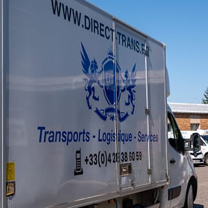 flocage-poids-lourd-à-vénissieux-par-persecom-marquage-1